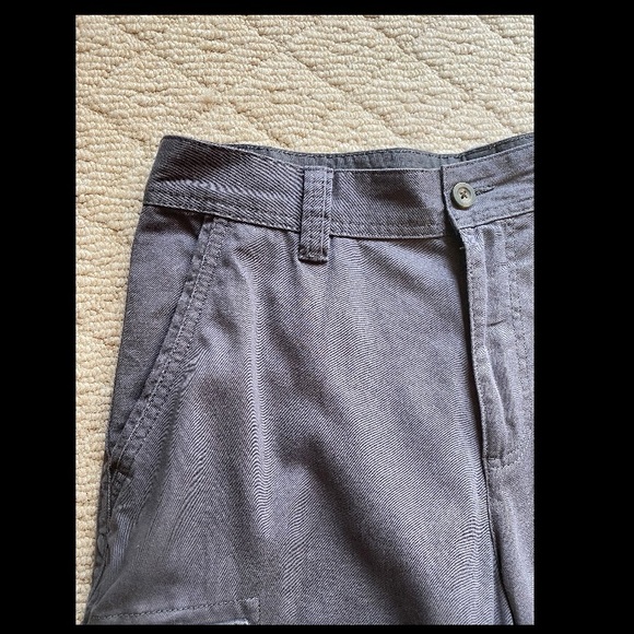Men’s cargo shorts - Picture 3 of 5